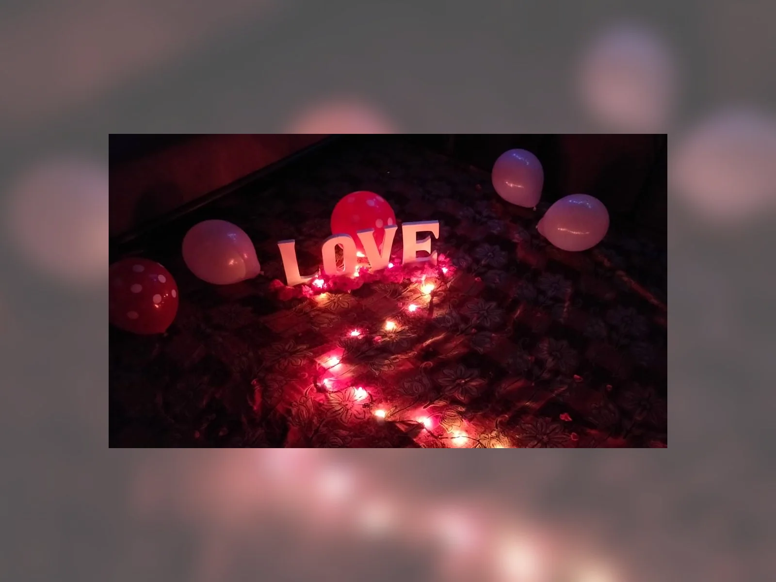 Love Glow Balloon Decor by Meraki Arts 53 - Customized Gifts portfolio for birthdays and anniversaries custom requests.
