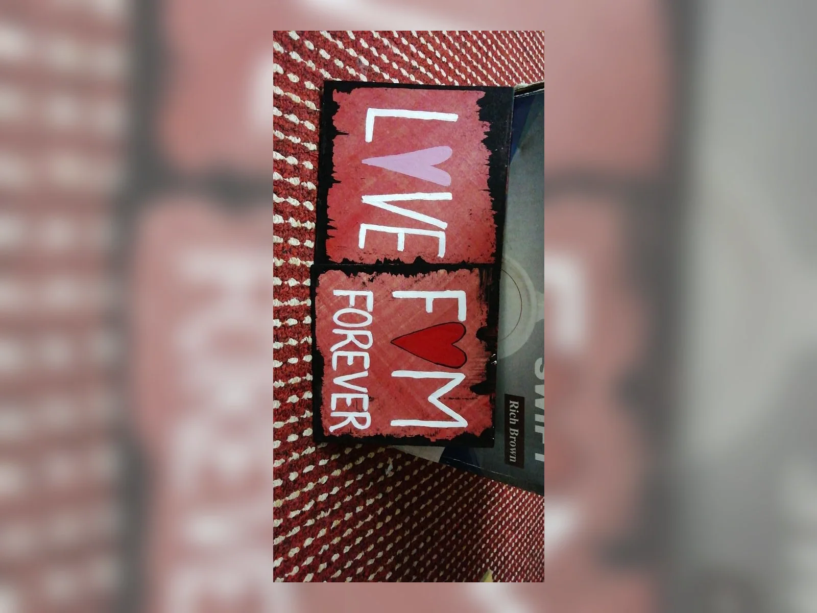 Forever Love Mini Sign by Meraki Arts 53 - Customized Gifts portfolio for birthdays and anniversaries custom requests.